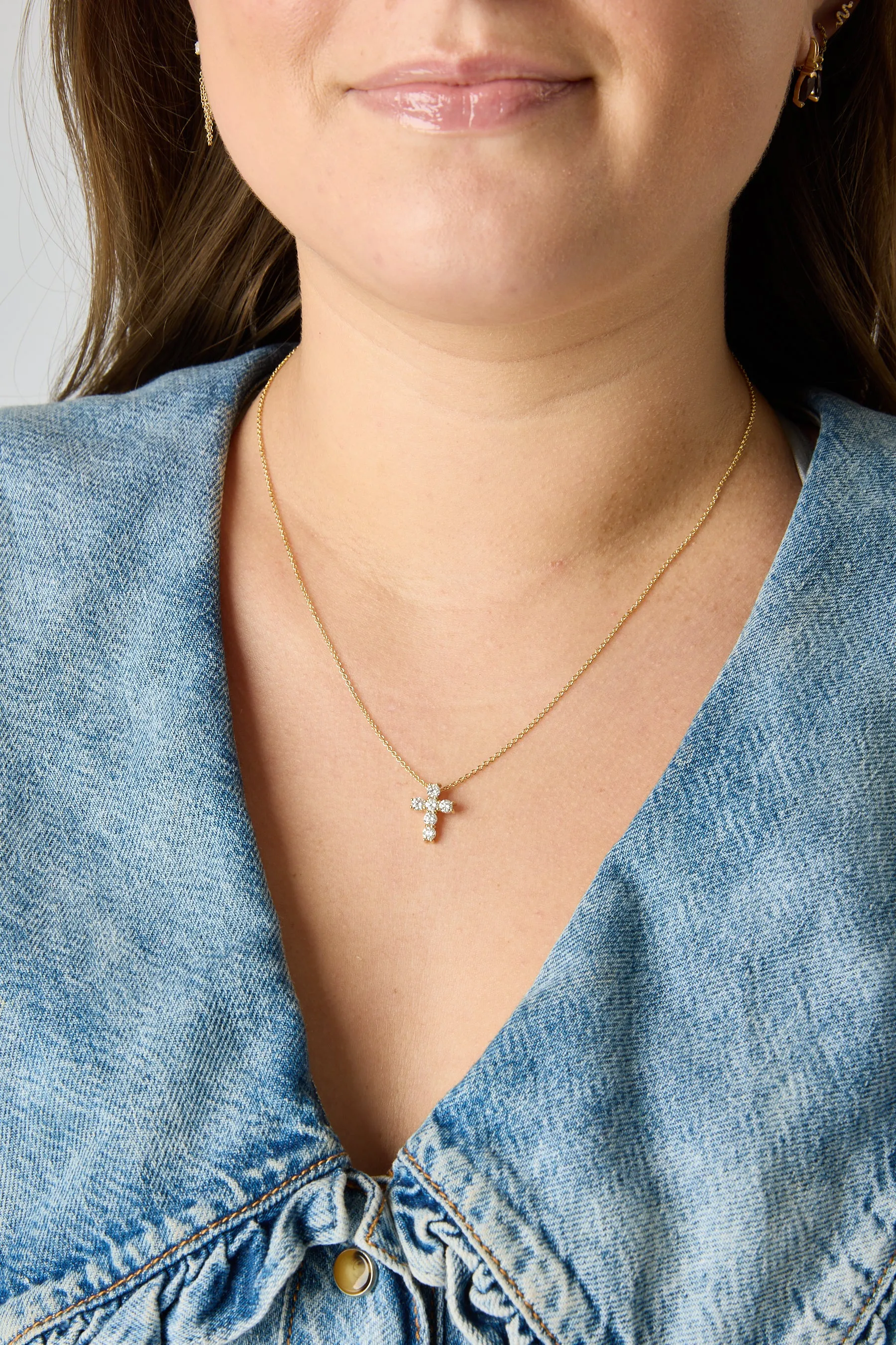 14KY Diamond Cross