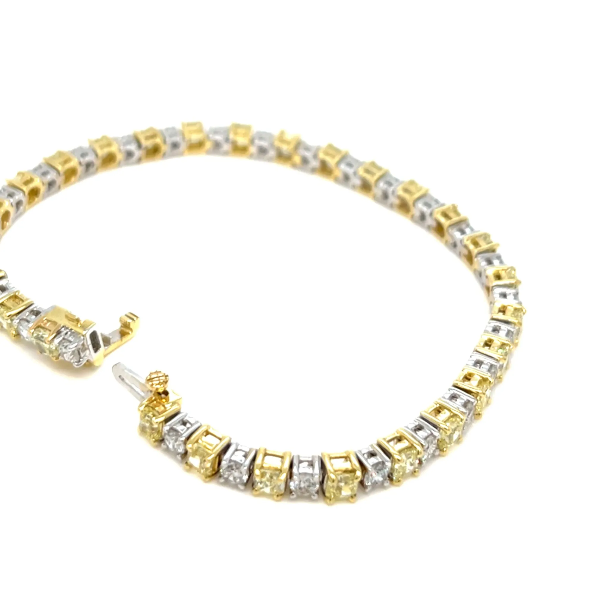 18k White Gold 3mm Tennis 7" Bracelet w/ Yellow & Clear Natural Diamond - BR76/50-50816