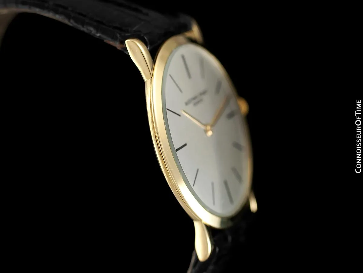 1950's Audemars Piguet "Extra-Flat" Vintage Mens Midsize Watch - 18K Gold