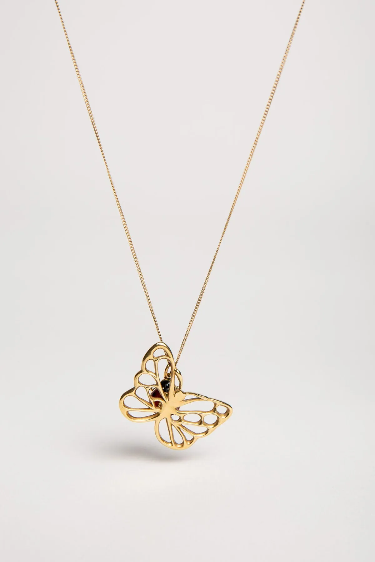 ANGELA CUMMINGS FOR TIFFANY & CO. | VINTAGE GOLD BUTTERFLY PENDANT WITH LADYBUG CHARM & CHAIN