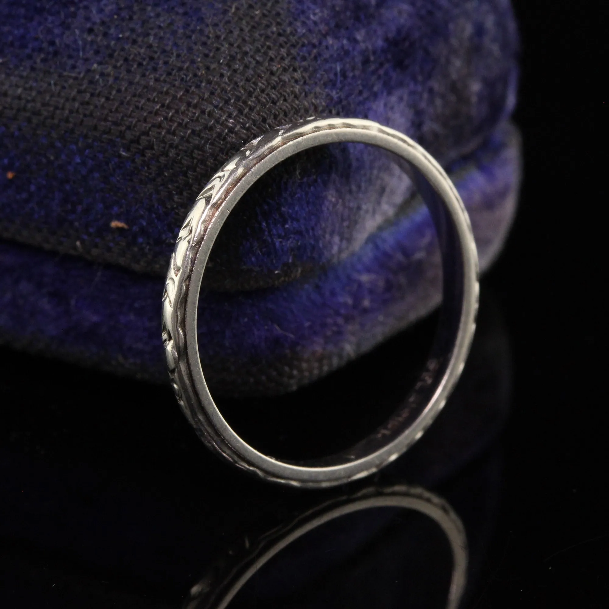 Antique Art Deco 18K White Gold Belais Engraved Wedding Band - Size 6