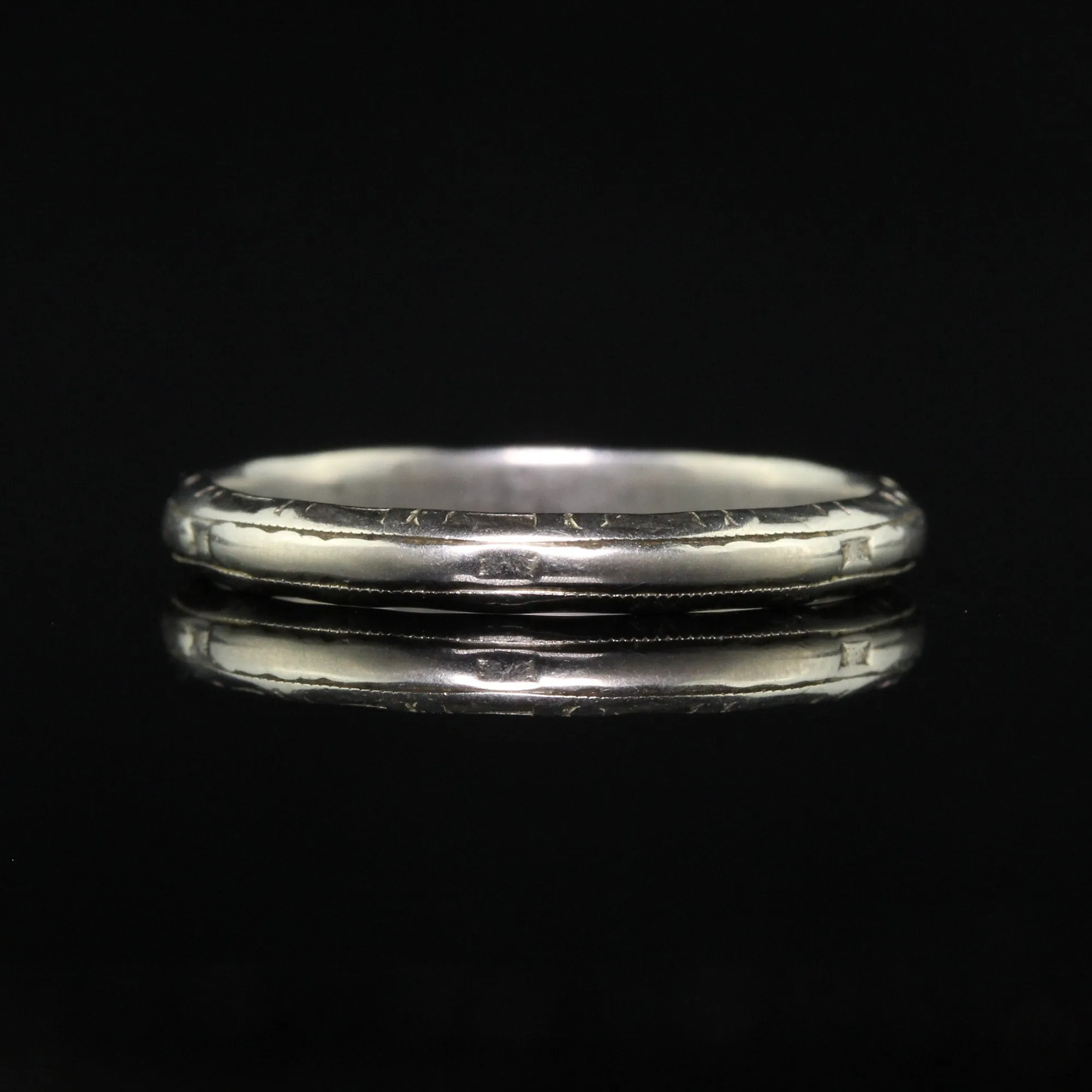 Antique Art Deco 18K White Gold Classic Engraved Wedding Band - Size 6