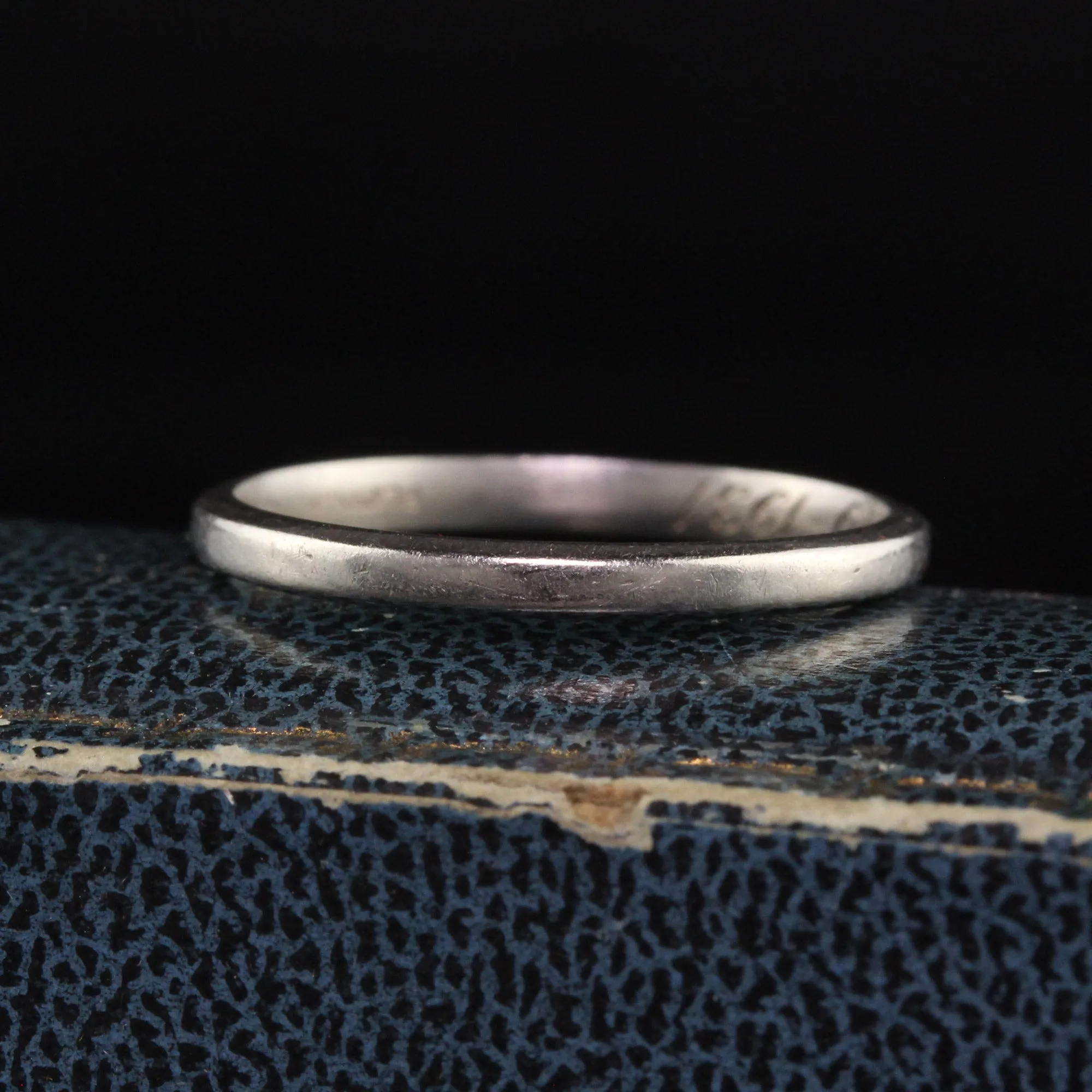 Antique Art Deco Platinum Engraved Classic Wedding Band