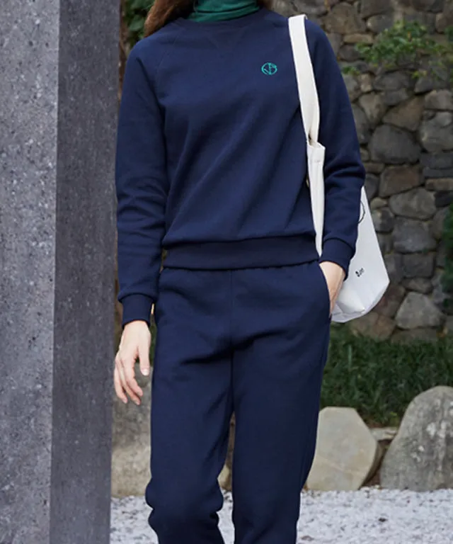 AVEN Small Logo Sweatshirt - Navy