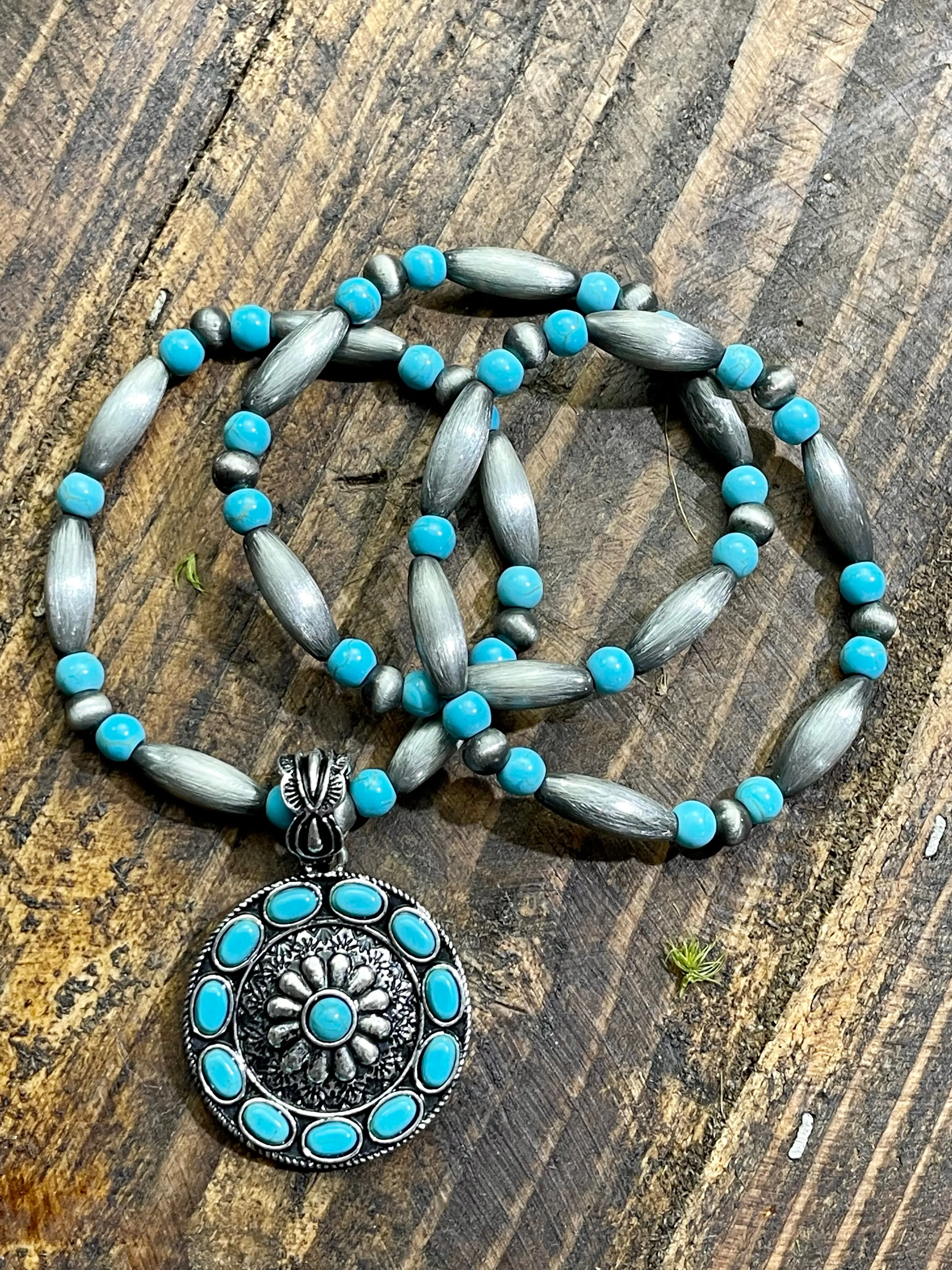 Bozeman 3 Strand Fashion Cylinder Navajo Bead Bracelet Set - Turquoise