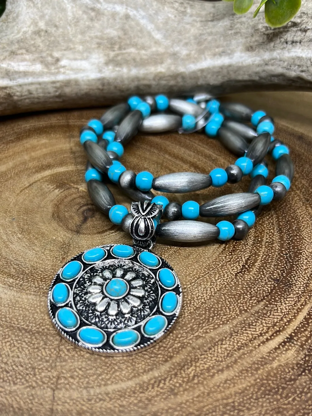 Bozeman 3 Strand Fashion Cylinder Navajo Bead Bracelet Set - Turquoise