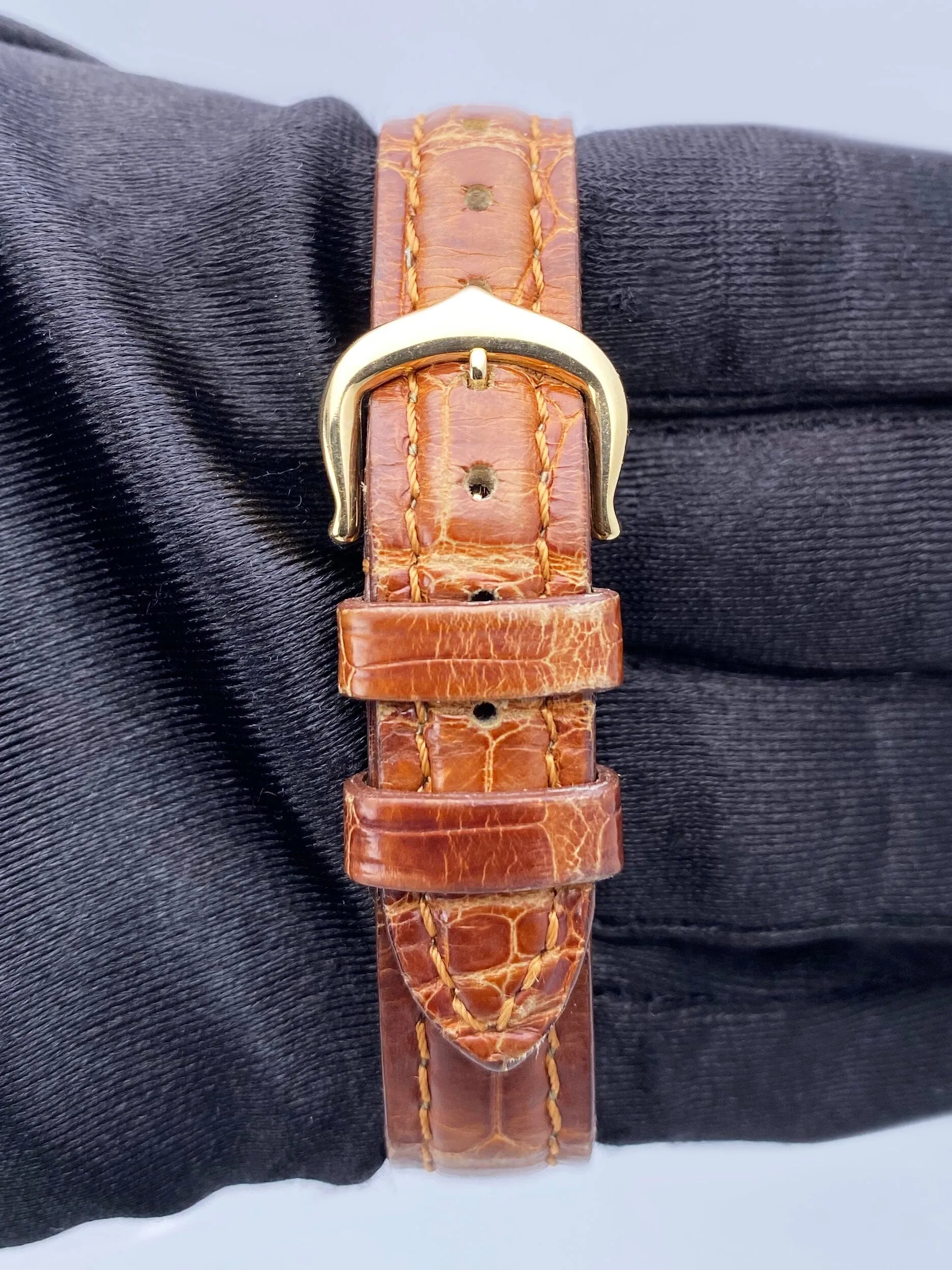 Cartier Tank Americaine W2601556 18K Yellow Gold Ladies Watch
