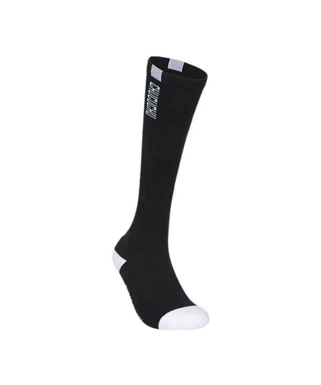 CHUCUCHU Lettering Knee Socks