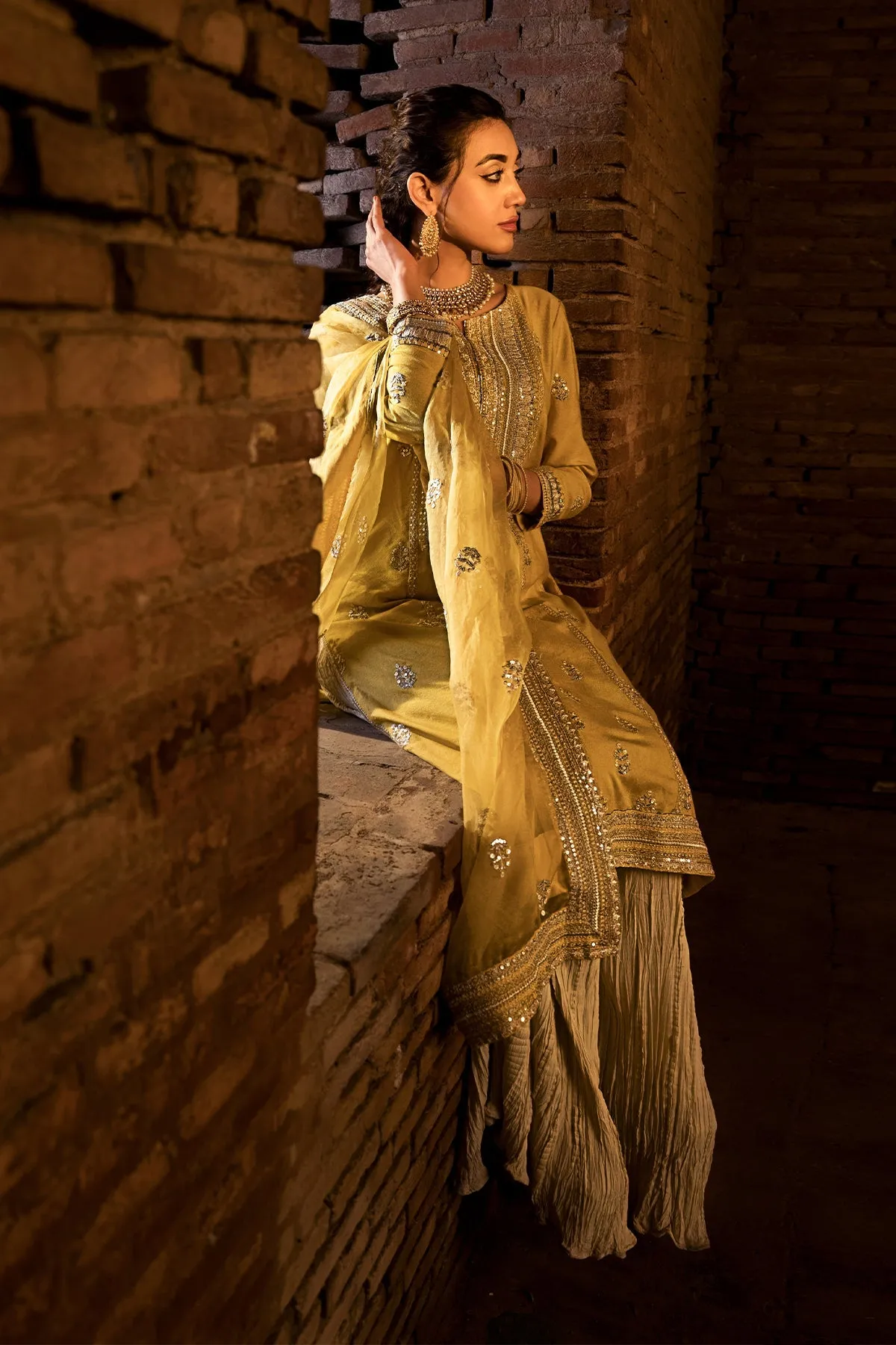 ERUM KHAN STORE | LUXURY PRET | Dil Arra