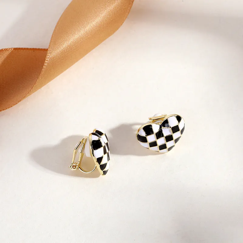 INSTOCK-(PACK OF TWO)Pearl ear clips for no pierced ears