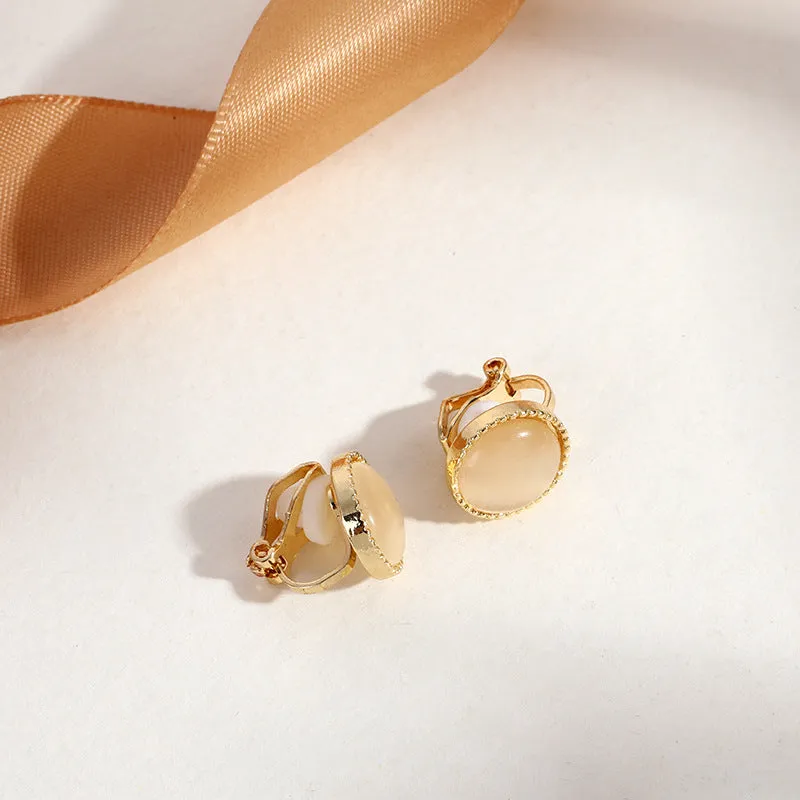 INSTOCK-(PACK OF TWO)Pearl ear clips for no pierced ears