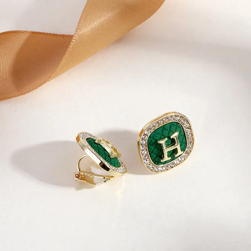 INSTOCK-(PACK OF TWO)Pearl ear clips for no pierced ears