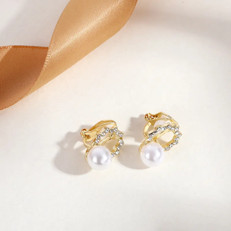 INSTOCK-(PACK OF TWO)Pearl ear clips for no pierced ears