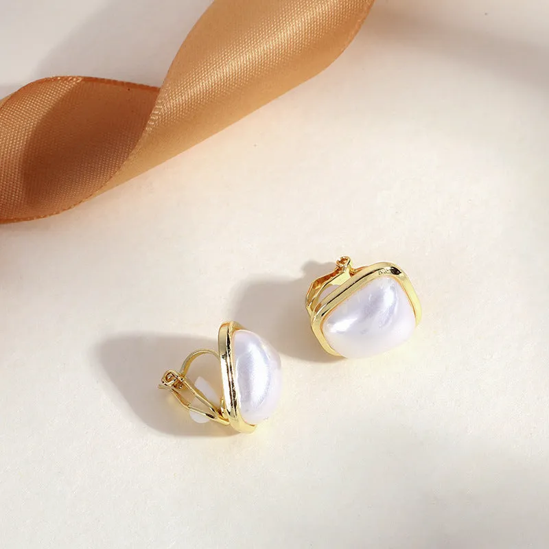 INSTOCK-(PACK OF TWO)Pearl ear clips for no pierced ears