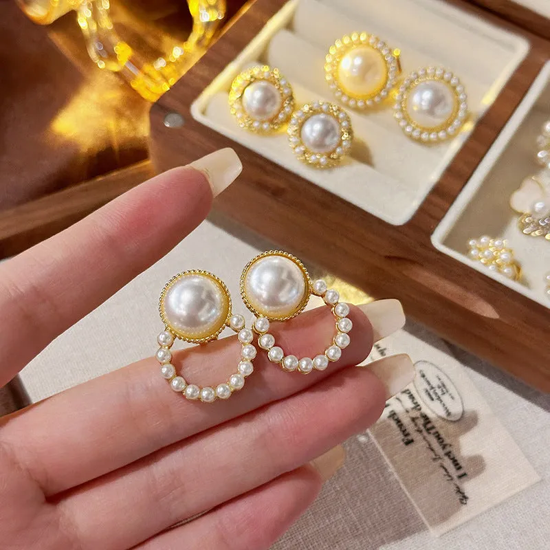 INSTOCK-(PACK OF TWO)Pearl ear clips for no pierced ears