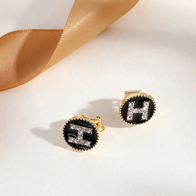 INSTOCK-(PACK OF TWO)Pearl ear clips for no pierced ears