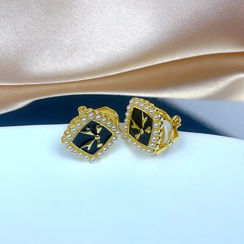 INSTOCK-(PACK OF TWO)Pearl ear clips for no pierced ears