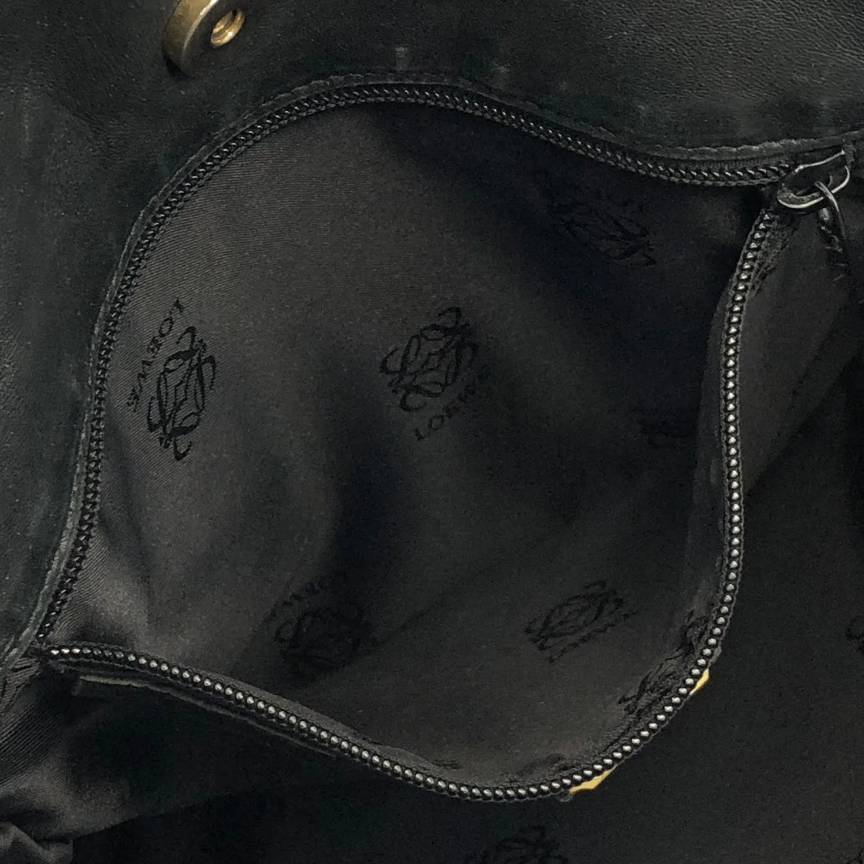 LOEWE Anagram Leather Drawstring Shoulder bag Black Vintage hzn8br