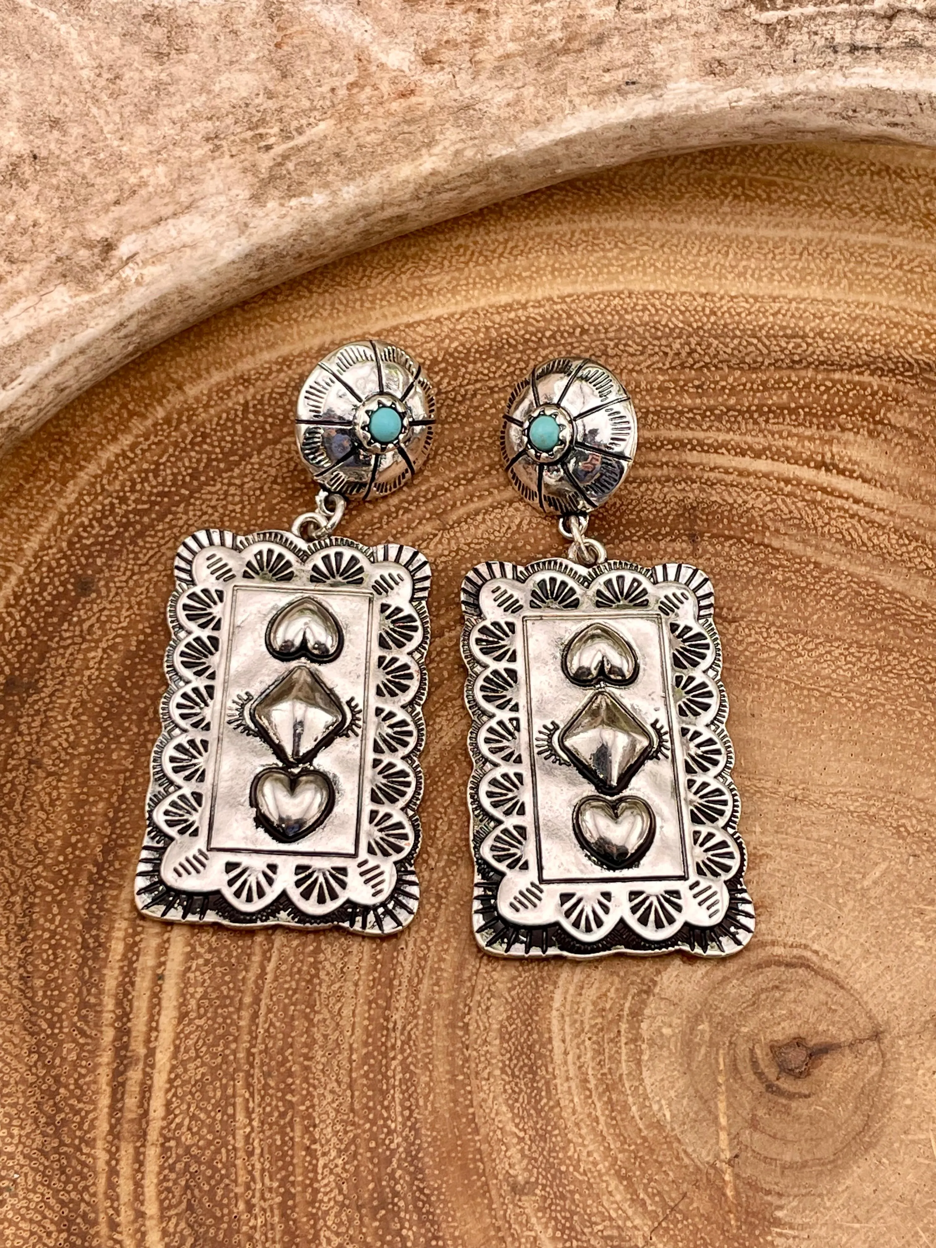 Lytle Concho Post Heart Bar Fashion Earrings - Turquoise