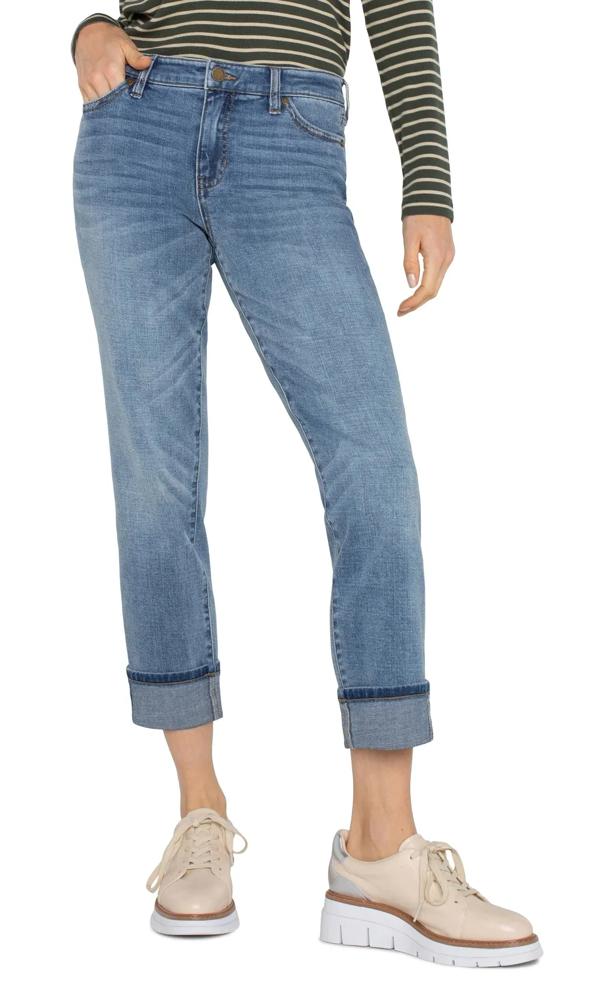 Marley Girlfriend Cuffed Denim in Vineland