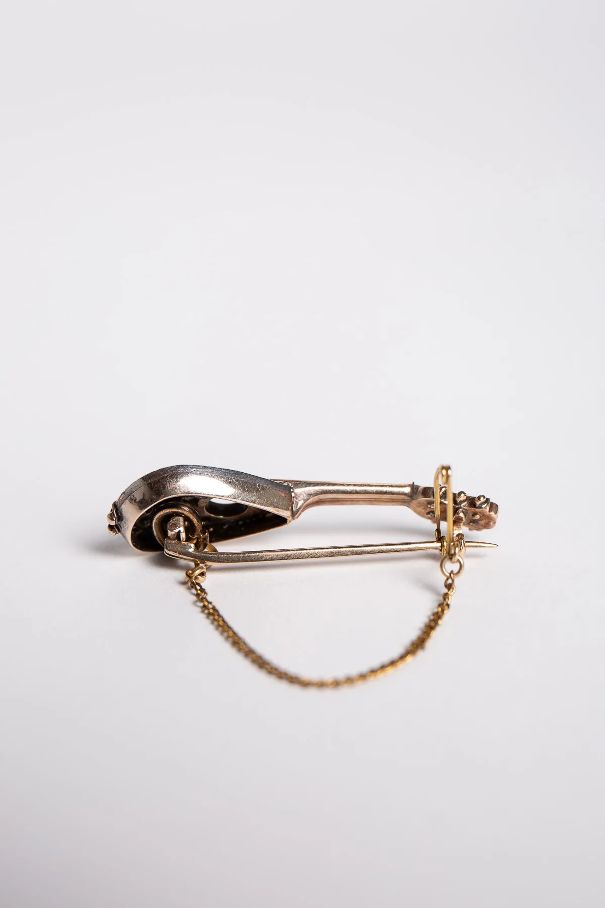 MAXFIELD PRIVATE COLLECTION | VINTAGE MANDOLIN BROOCH