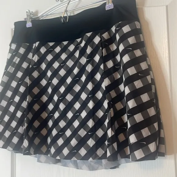 Nike Core Club Printed Tennis Skirt Skort Black White Gingham XL