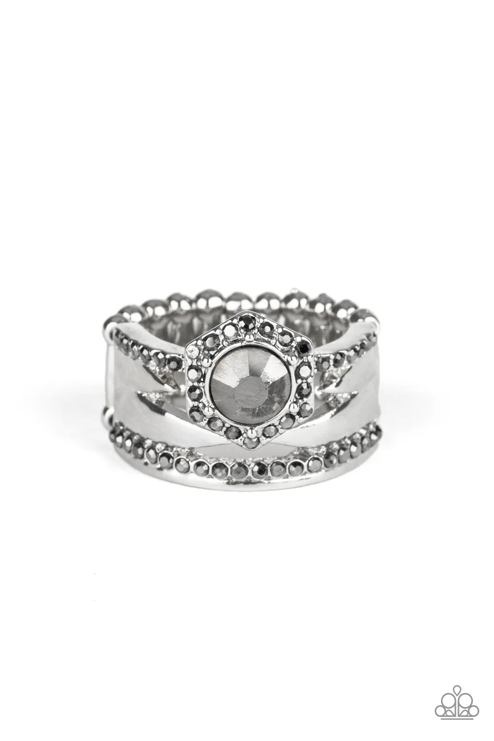 Paparazzi - Modern Maven - Silver Ring