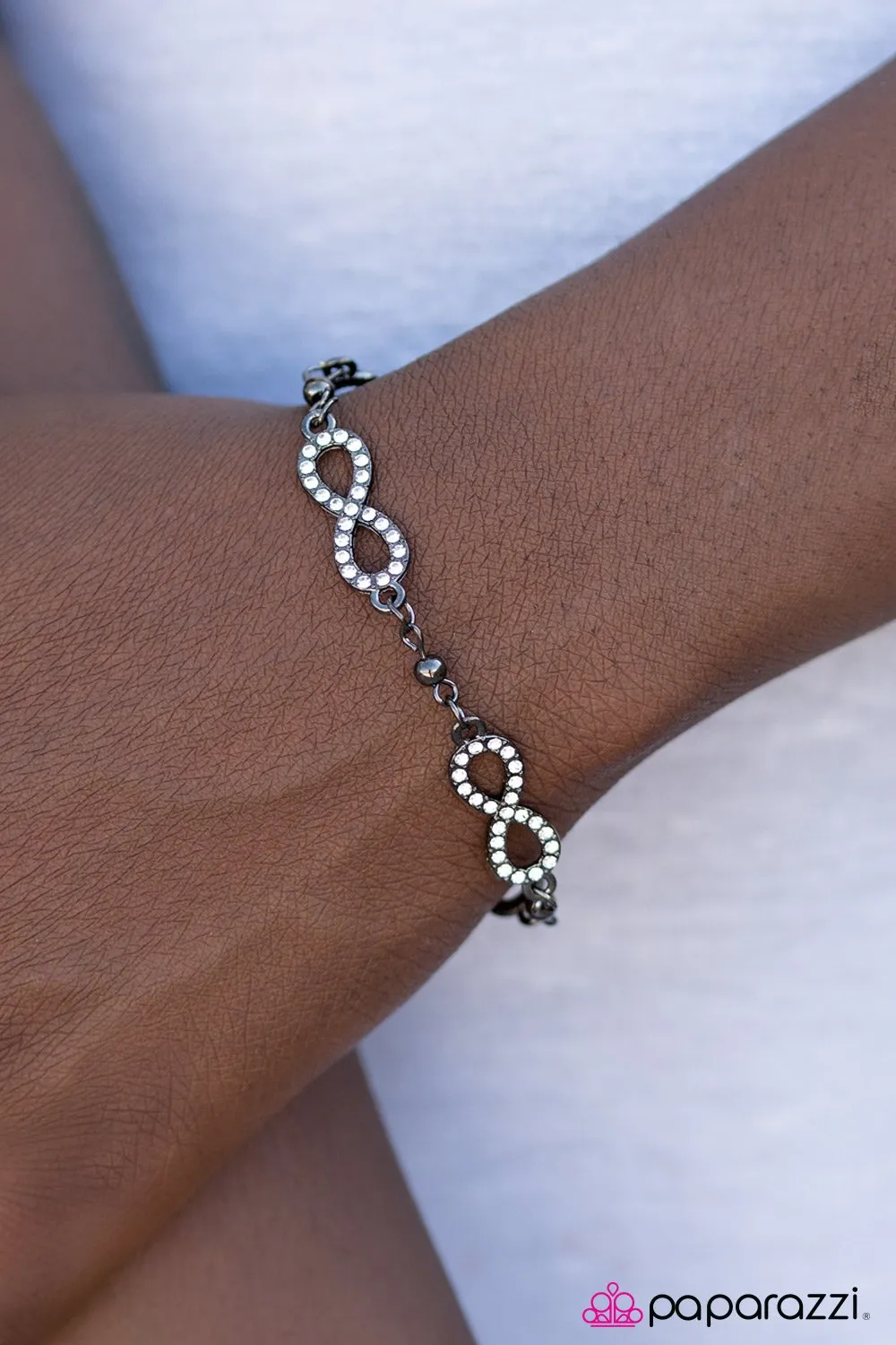 Paparazzi - Time an Time Again Black/White Bracelet