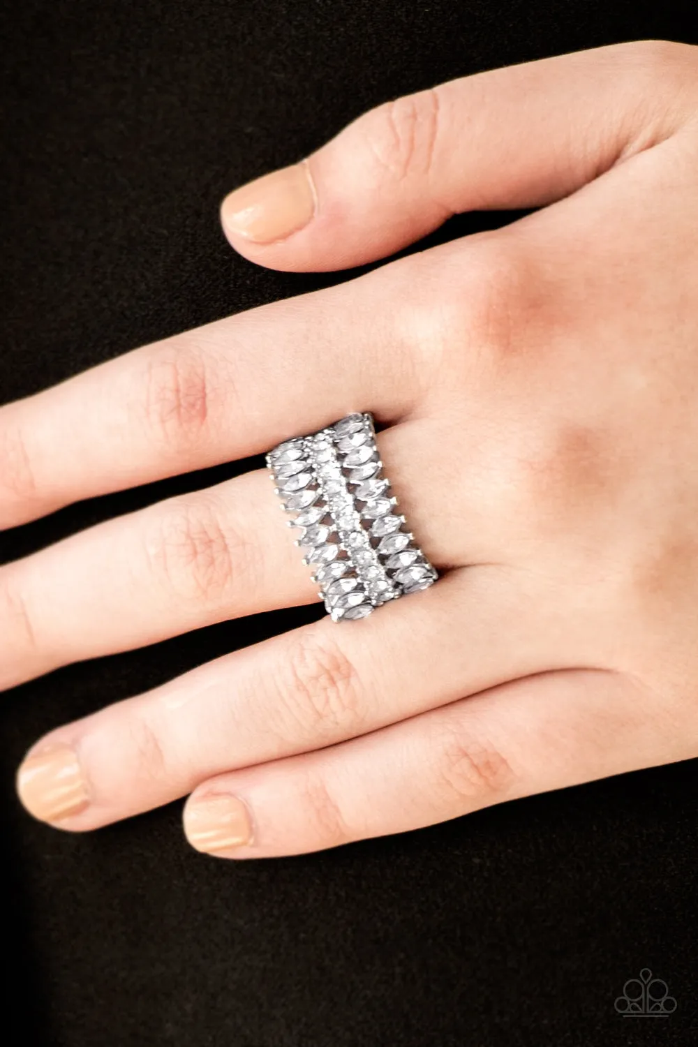 Paparazzi - Treasury  Fund - White Ring