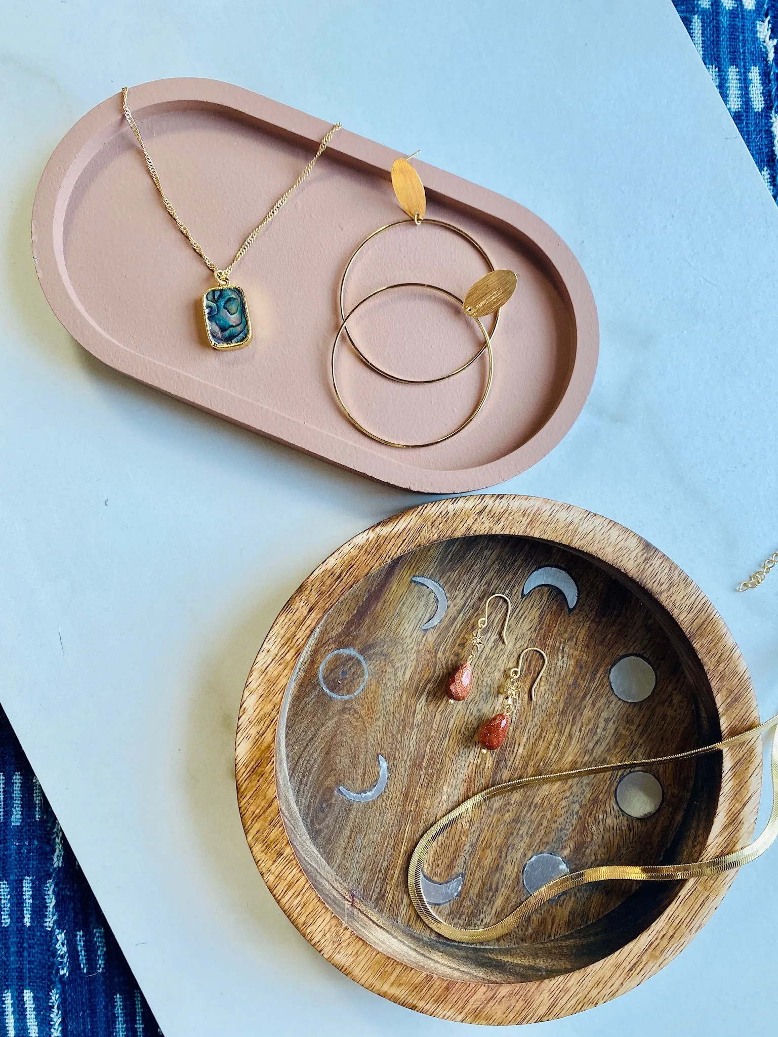 Red Sandstone Star Gazer Teardrop Earrings