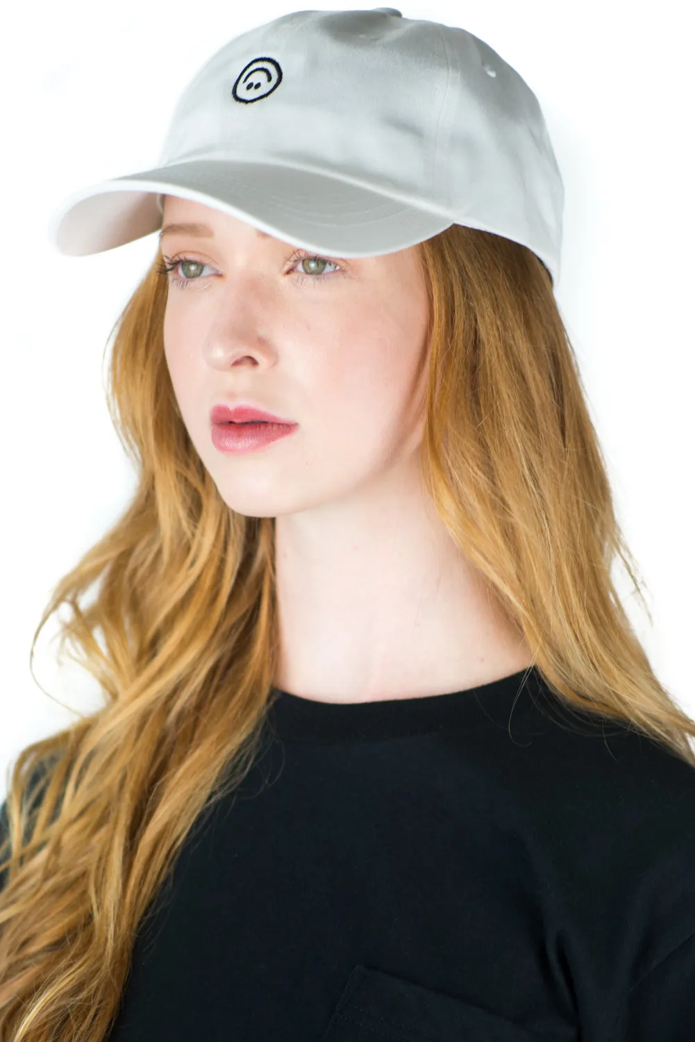 SMILEY BAD HAT (WHITE)