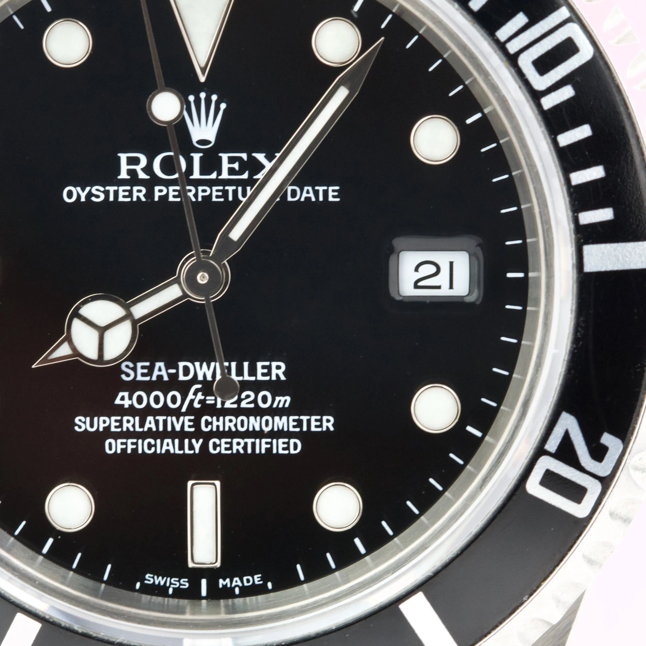 UNPOLISHED Rolex Sea-Dweller 16600 40mm Steel Black Automatic Watch BOX PAPERS