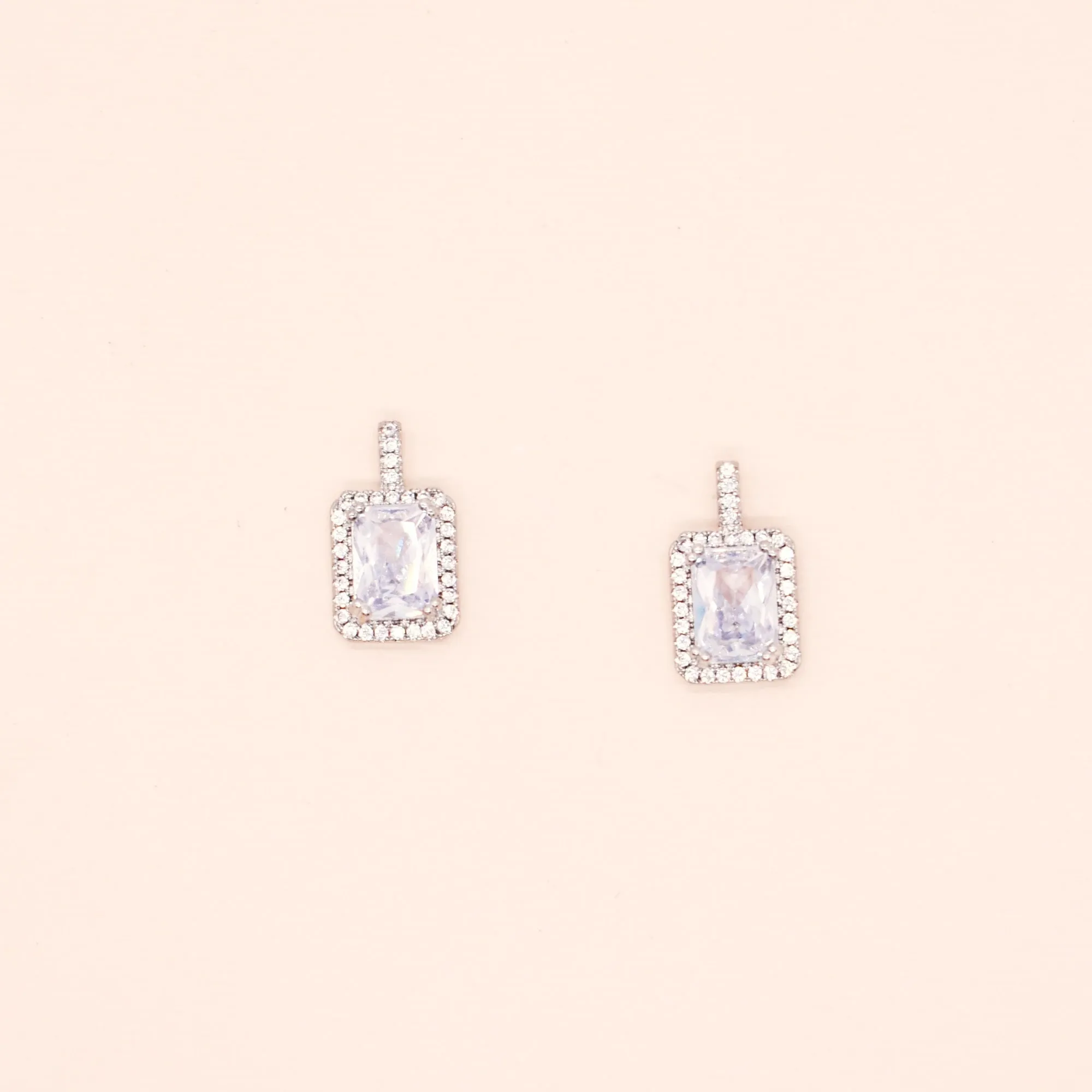 Victoria Stud Earring