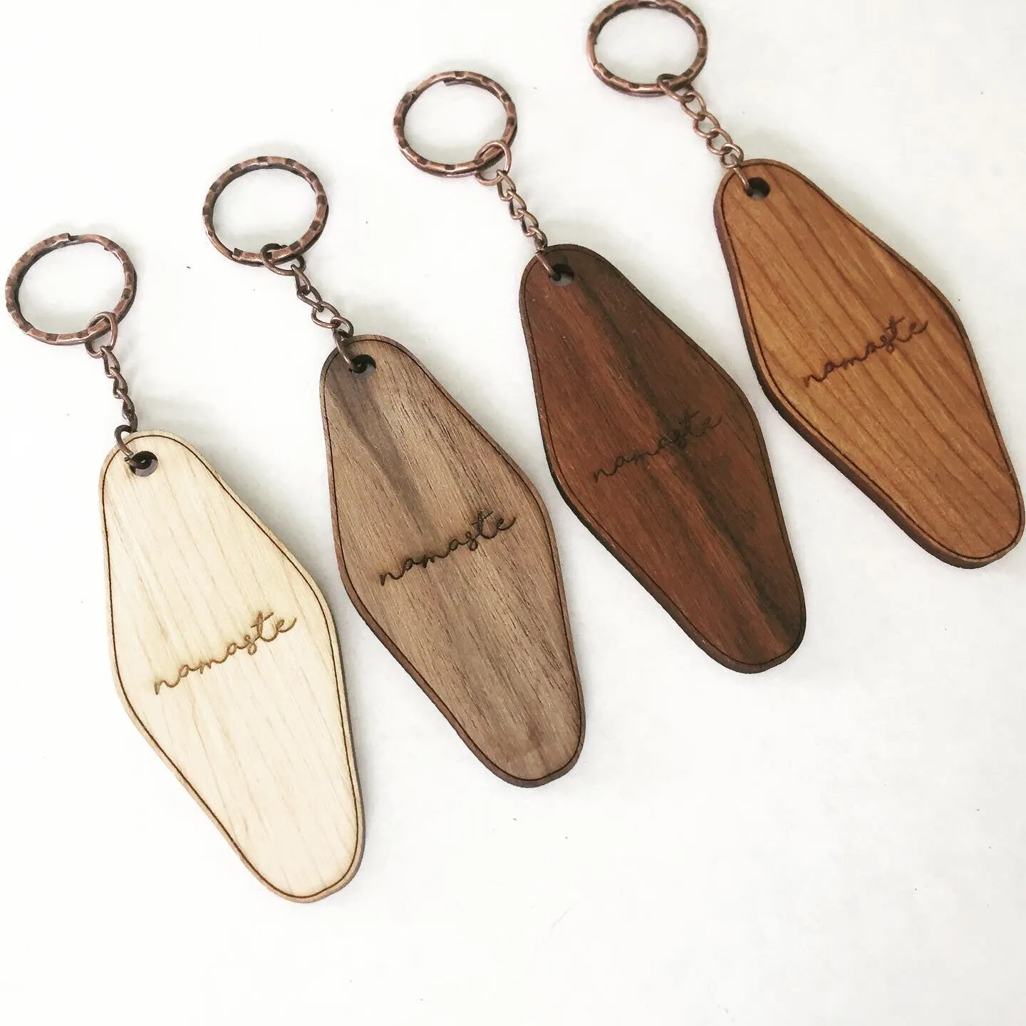 WHOLESALE Bulk Sets: Retro Hotel Keychains